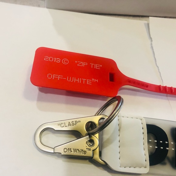 🎉HP🎉🔥Off White-AUTHENTIC-Unisex Lanyard Key Chains🔥 - Picture 5 of 16
